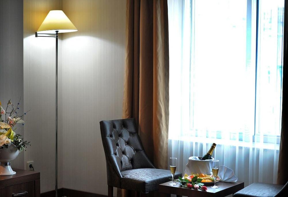 Rhiss Hotel Bostanci Istanbul Exterior photo